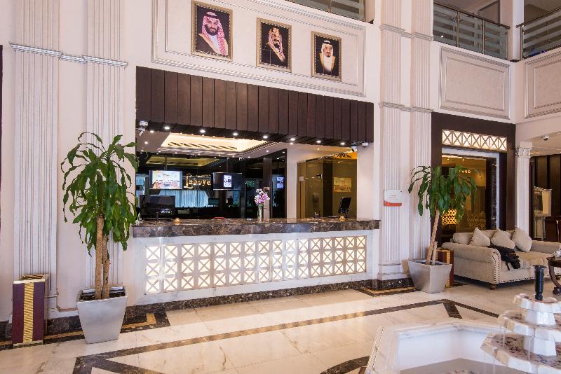 Lahoya Hotel Suites - Lobi