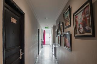 RedDoorz Plus near Mangga Besar Station 2 fotoÄŸrafÄ±