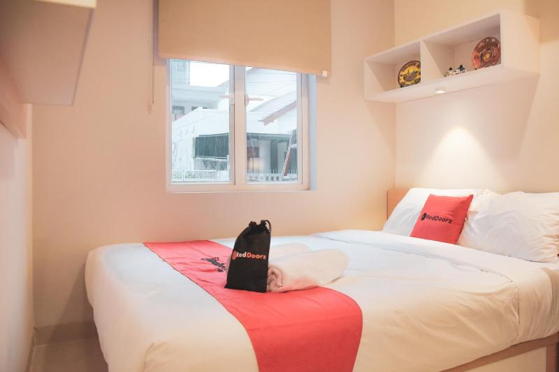 RedDoorz Plus near Manggarai Station 3 - Genel
