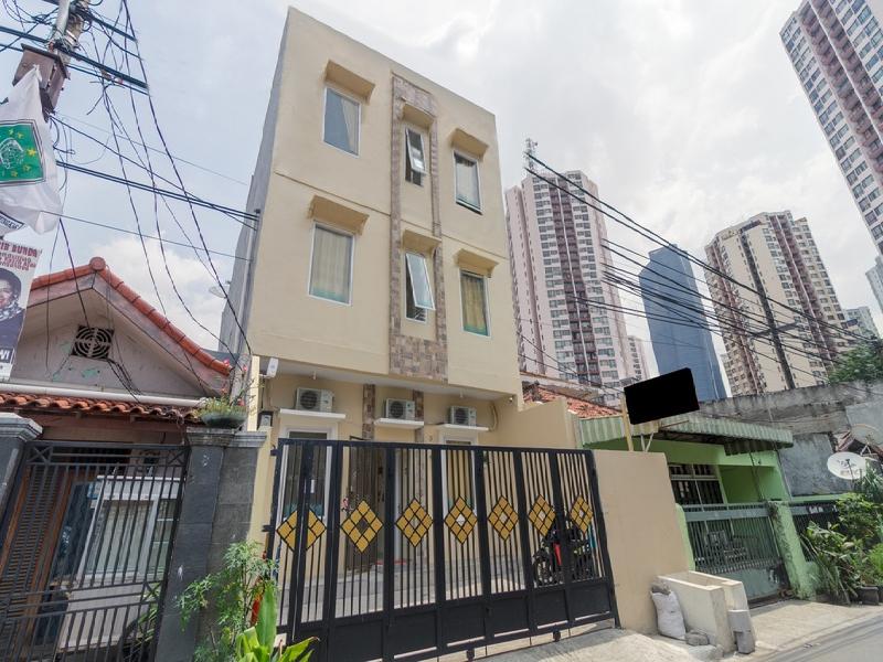 RedDoorz Plus near Taman Rasuna Menteng - Genel