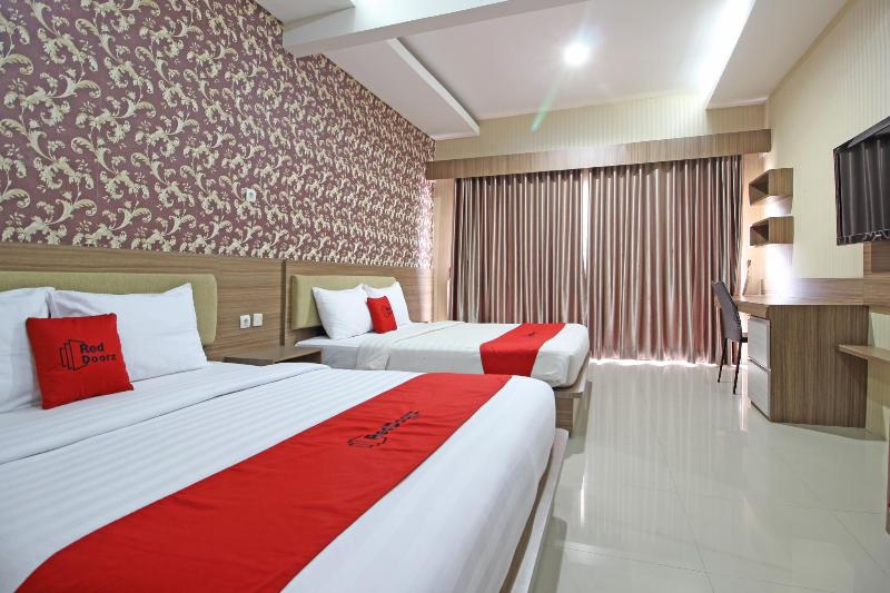 RedDoorz near Jogja City Mall - Oda