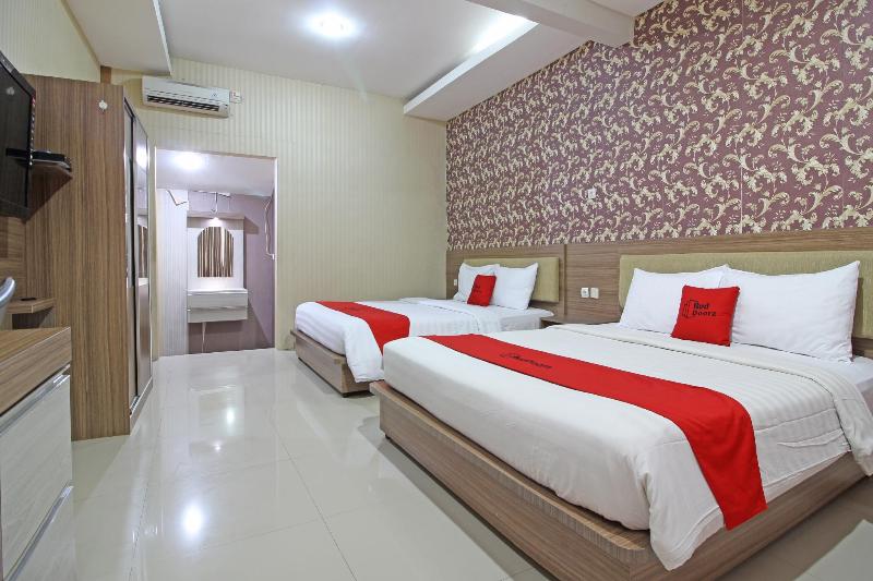 RedDoorz near Jogja City Mall - Oda