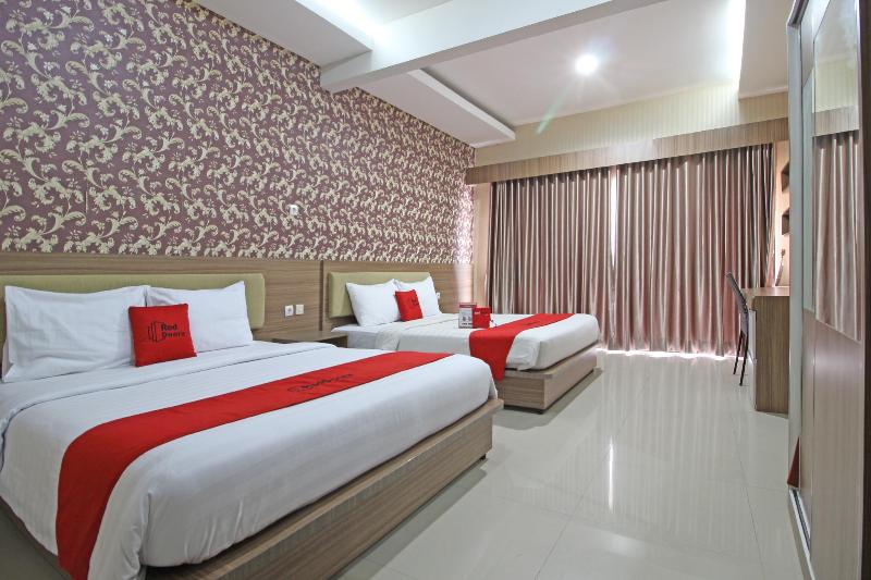 RedDoorz near Jogja City Mall - Oda