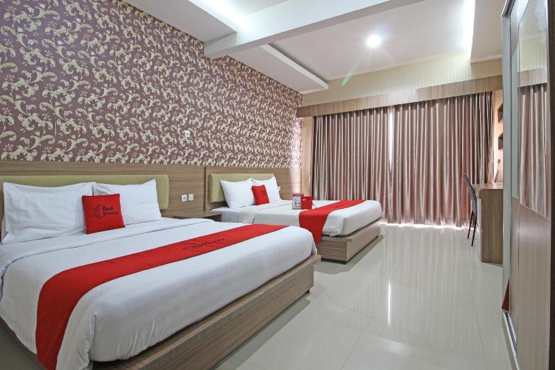 RedDoorz near Jogja City Mall - Oda