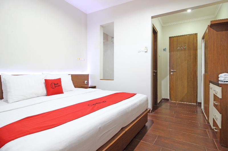 RedDoorz near Jogja City Mall - Oda