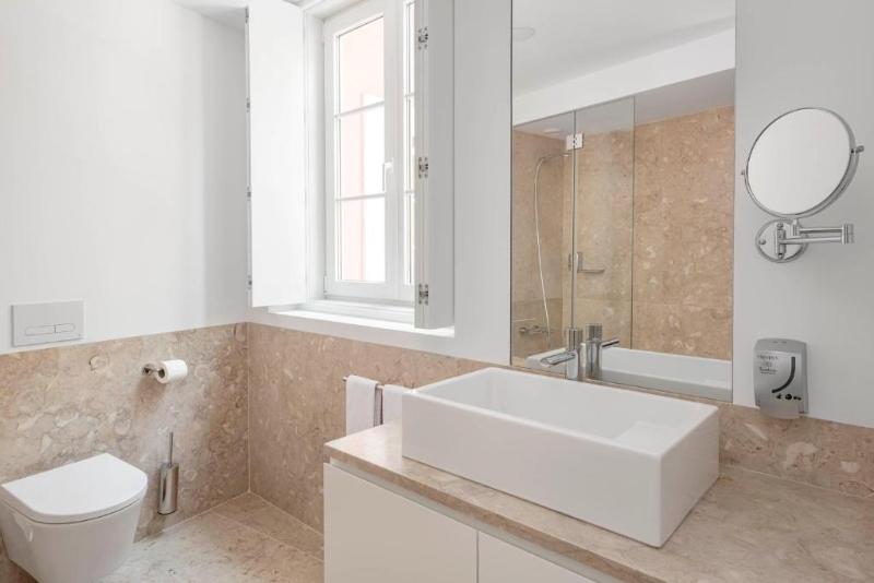 Tandem Palacio Alfama Suites - Oda