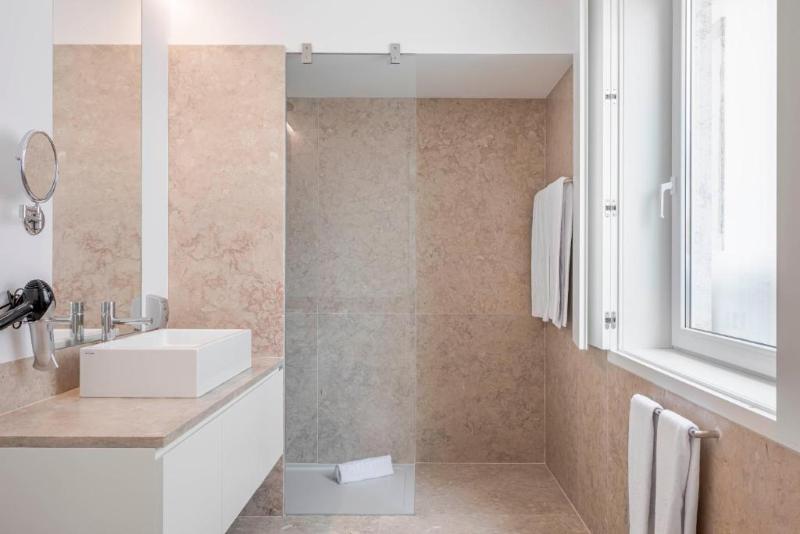Tandem Palacio Alfama Suites - Oda