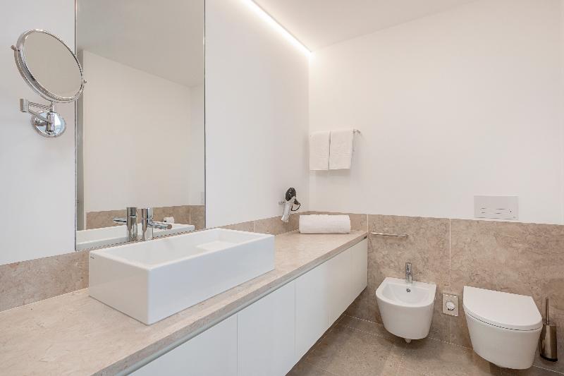 Tandem Palacio Alfama Suites - Oda