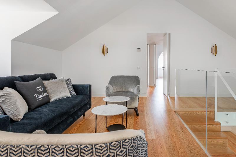 Tandem Palacio Alfama Suites - Oda