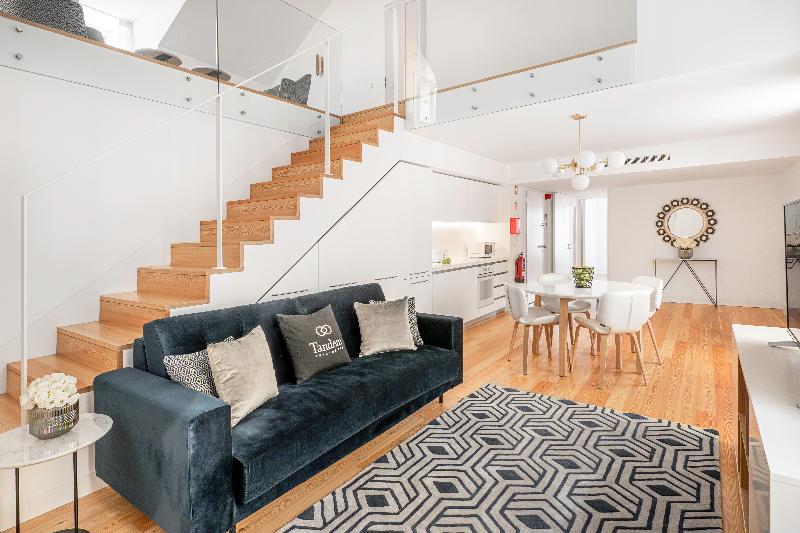 Tandem Palacio Alfama Suites - Oda