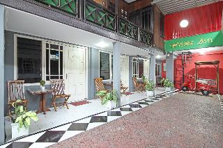 RedDoorz near Terminal Condong Catur fotoÄŸrafÄ±