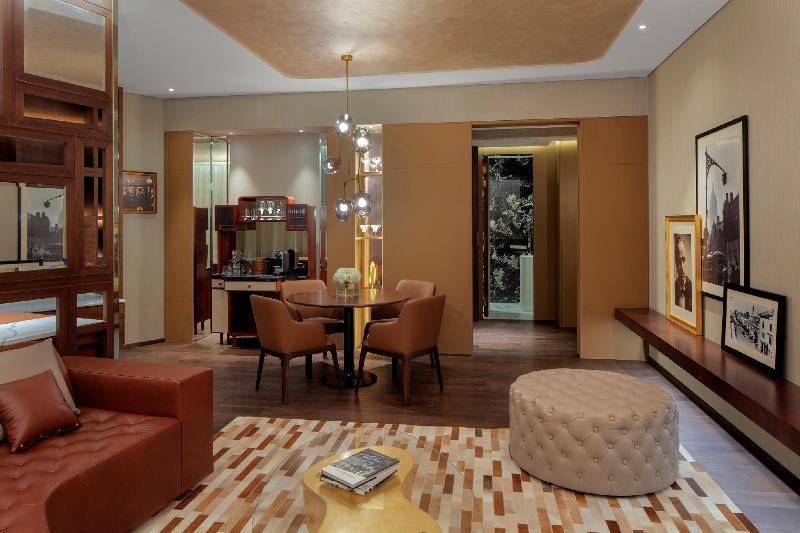 Paramount Hotel - Lobi
