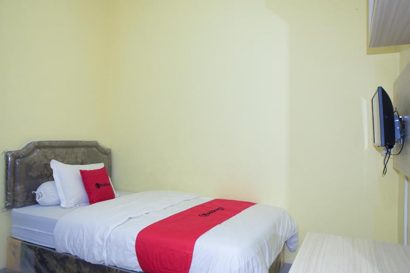 RedDoorz Syariah near Jogja City Mall 2 - Oda