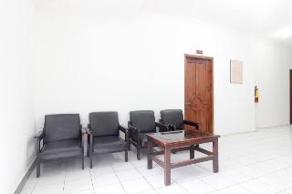 RedDoorz near Kranggan Tugu Jogja otel fotoğrafı