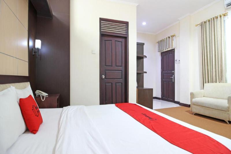 RedDoorz near Kranggan Tugu Jogja - Oda