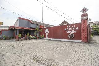RedDoorz @ Jalan Menteri Supeno otel fotoğrafı
