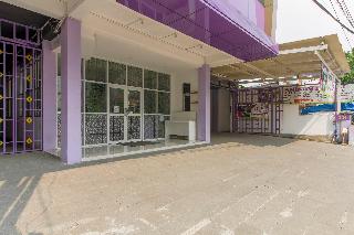 RedDoorz Plus near Stasiun Bekasi fotoÄŸrafÄ±
