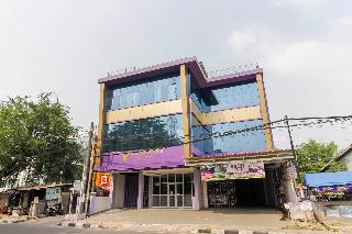 RedDoorz Plus near Stasiun Bekasi otel fotoğrafı