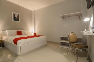 RedDoorz Plus near Soekarno Hatta Airport 2 fotoÄŸrafÄ±