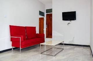 RedDoorz Plus near Mall Kelapa Gading fotoÄŸrafÄ±