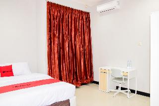 RedDoorz Plus near Mall Kelapa Gading fotoÄŸrafÄ±