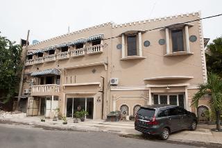RedDoorz near Pelabuhan Tanjung Perak 2 Surabaya otel fotoğrafı