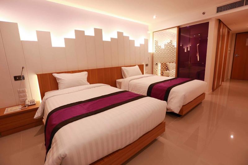 The Whisper Hotel - Oda