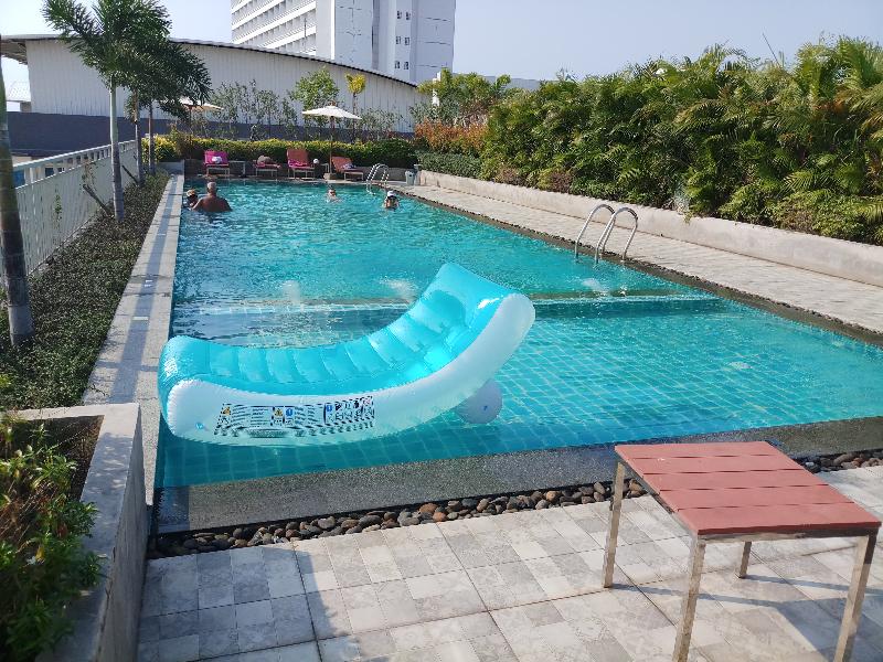 The Whisper Hotel - Havuz