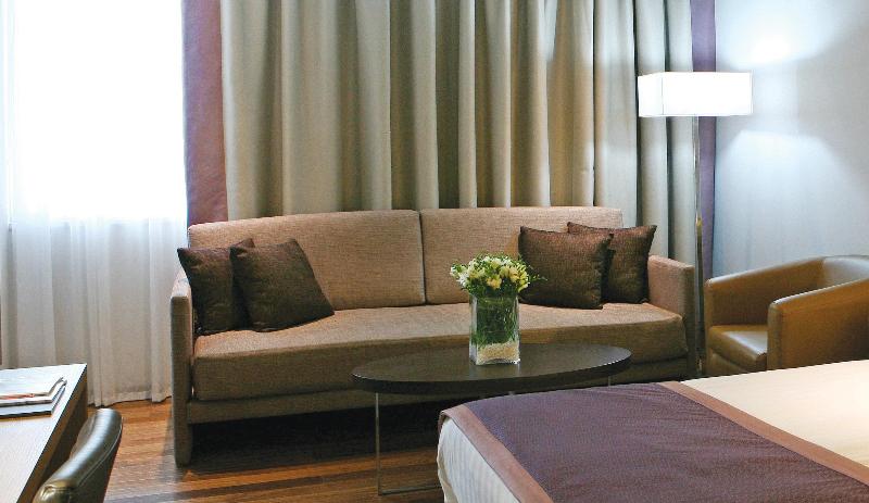 Crowne Plaza Limassol - Oda