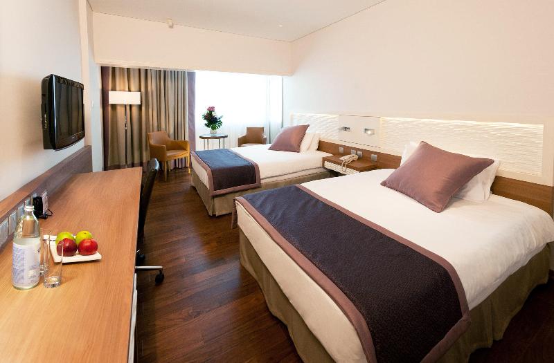 Crowne Plaza Limassol - Oda