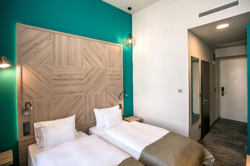 T62 Hotel - Oda