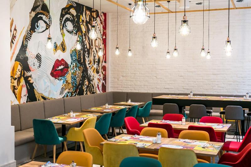 T62 Hotel - Restoran