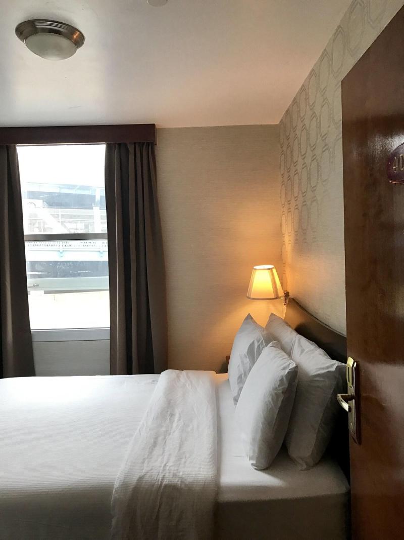 Hotel Mimosa - Oda