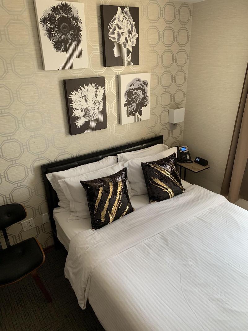 Hotel Mimosa - Oda