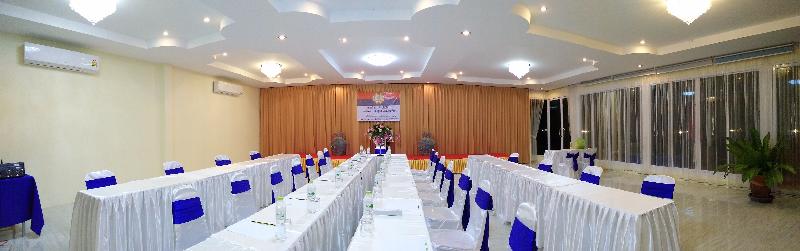 Bluemoon Riverside Resort Ubon Ratchathani - Toplantı