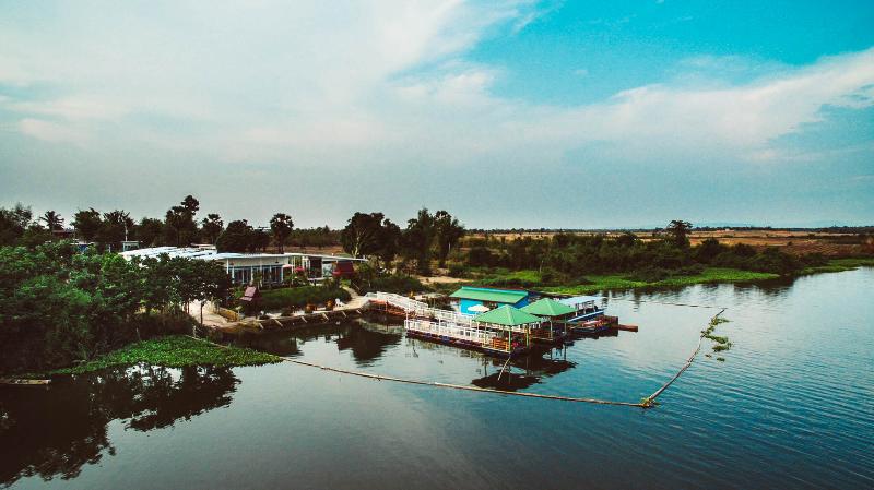 Bluemoon Riverside Resort Ubon Ratchathani - Restoran