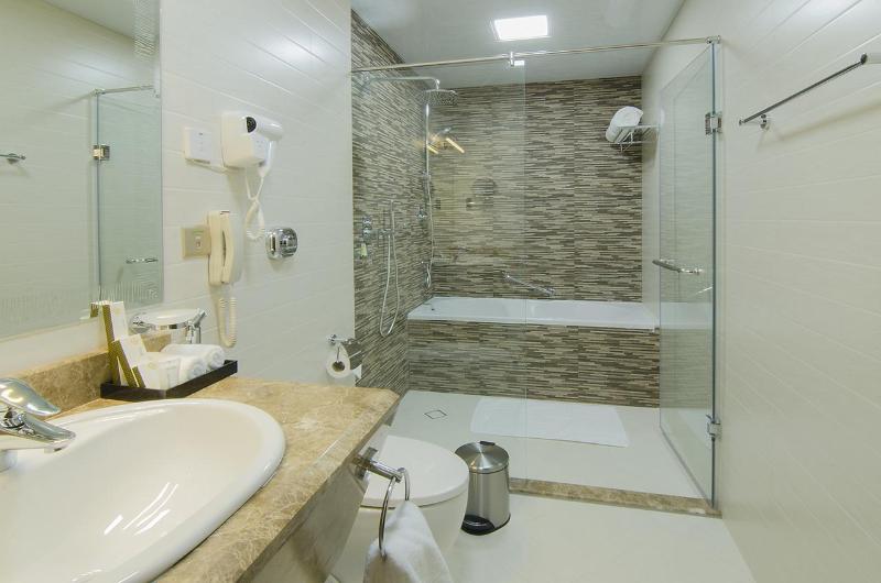 Al Murooj Grand Hotel - Oda