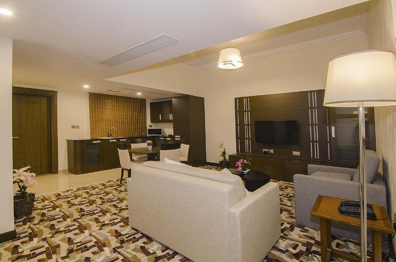 Al Murooj Grand Hotel - Oda
