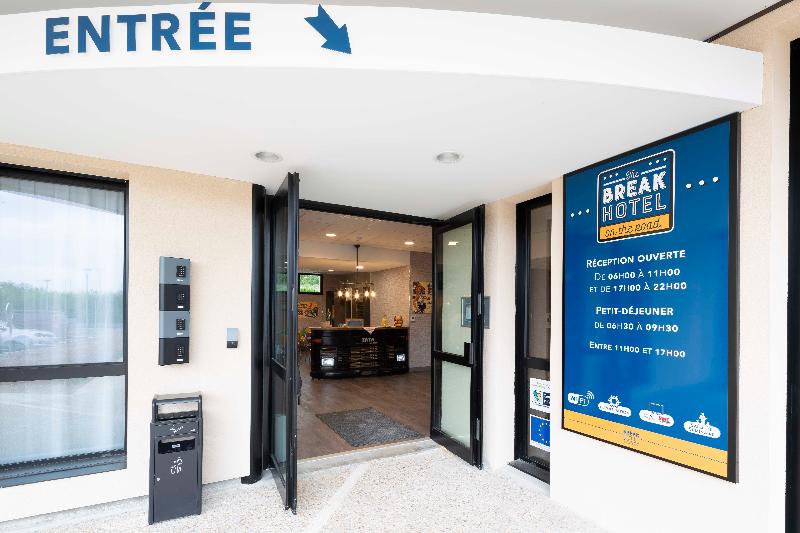 Break Hotel - Genel