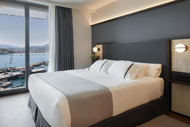 Sansebay Hotel - Oda