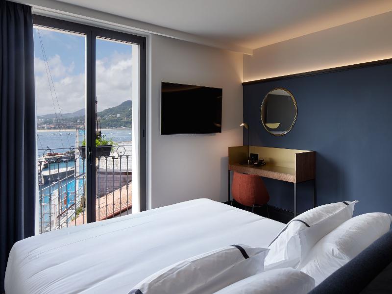 Sansebay Hotel - Oda