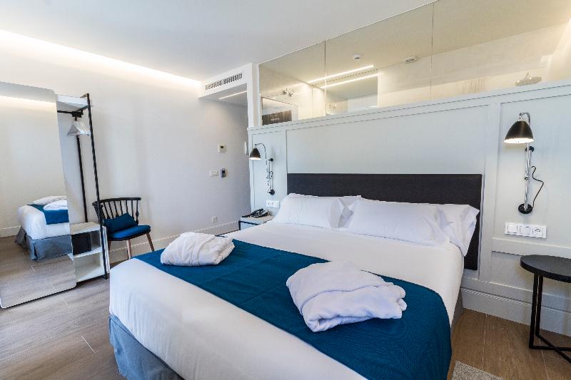 Sansebay Hotel - Oda