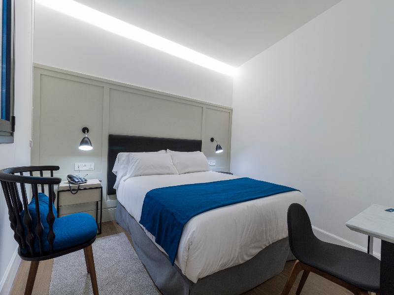 Sansebay Hotel - Oda