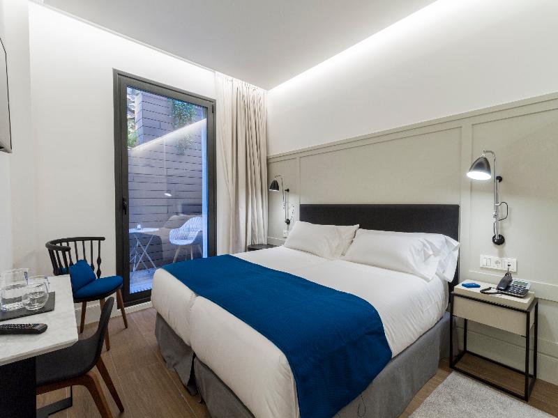 Sansebay Hotel - Oda