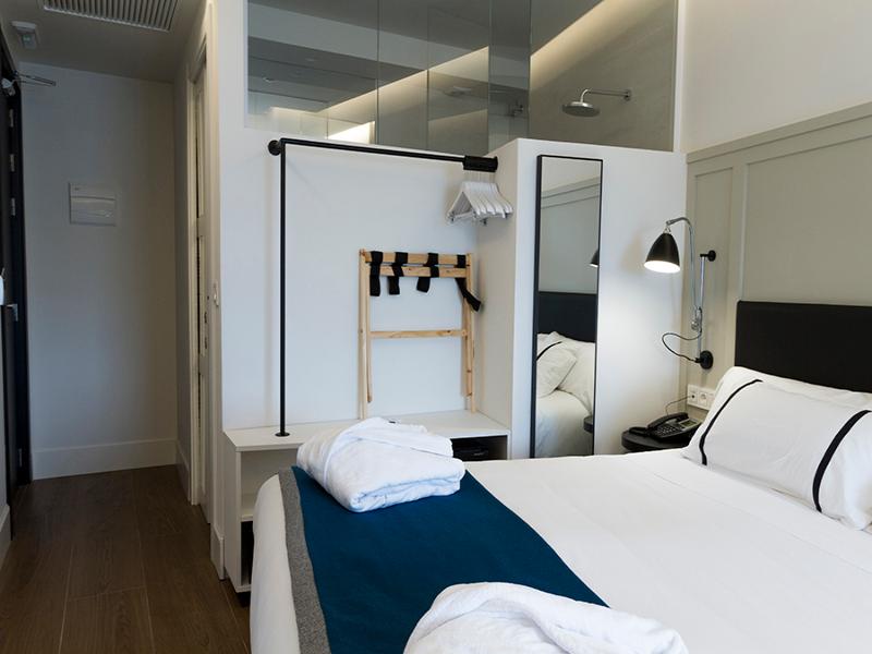 Sansebay Hotel - Oda
