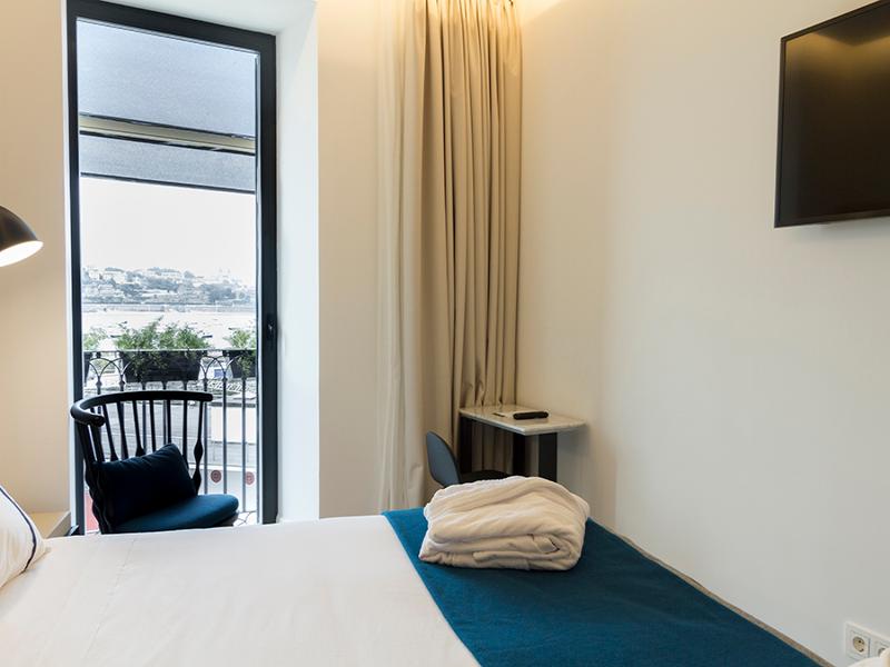 Sansebay Hotel - Oda