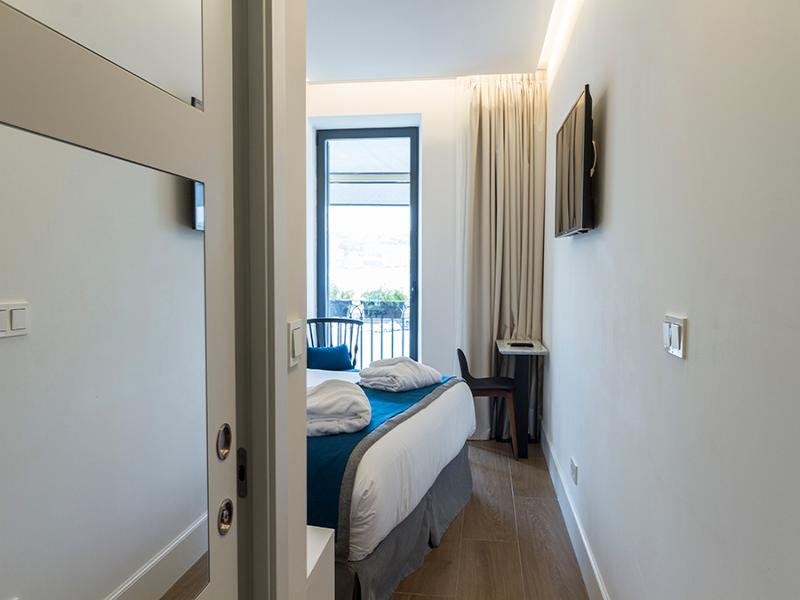 Sansebay Hotel - Oda
