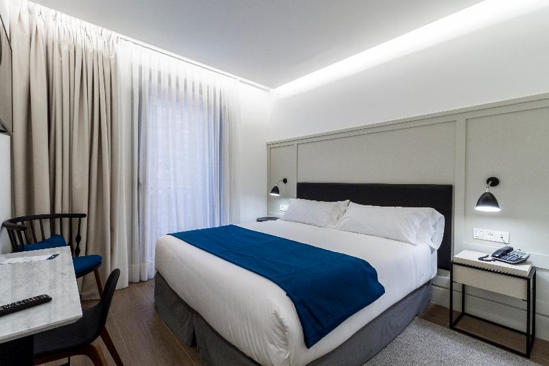 Sansebay Hotel - Oda