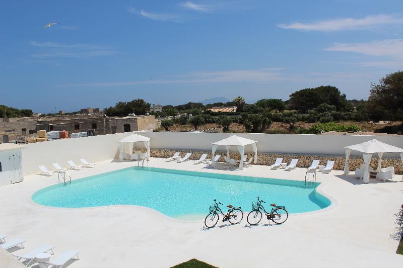 Camarò Favignana - Havuz