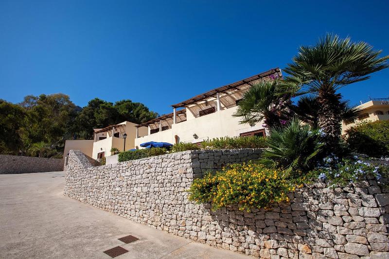 Villaggio Cala Mancina - Genel